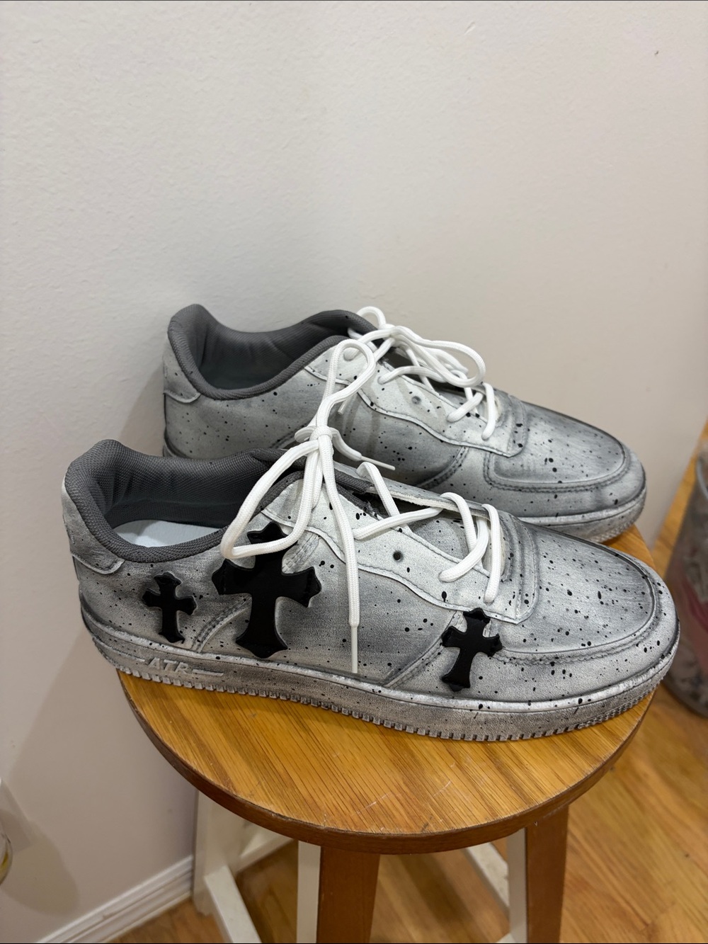 Kids Gray Cross Accent Sneakers with White Laces. New never worn